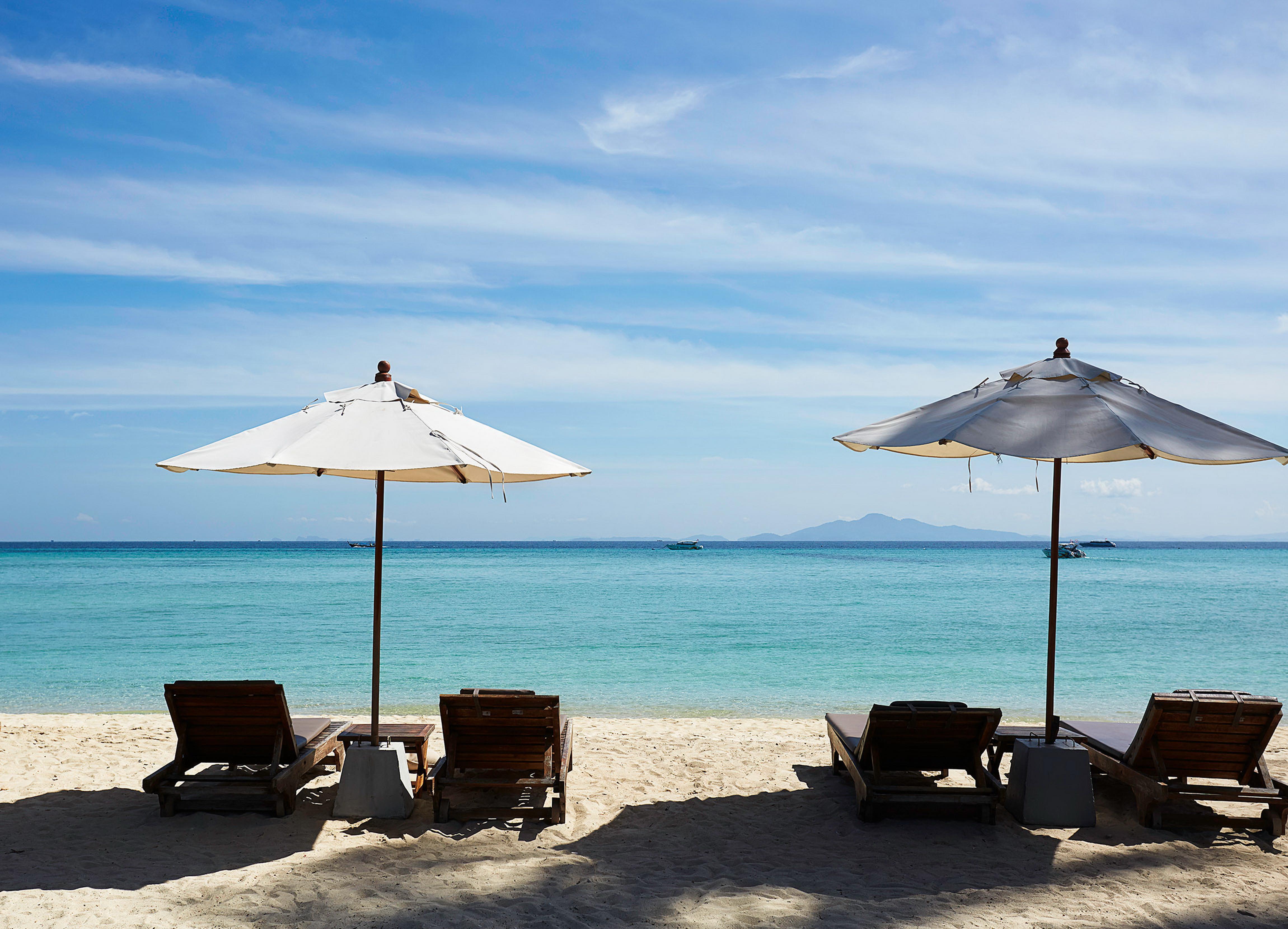Saii Phi Phi Island Village Esterno foto Beach at the resort