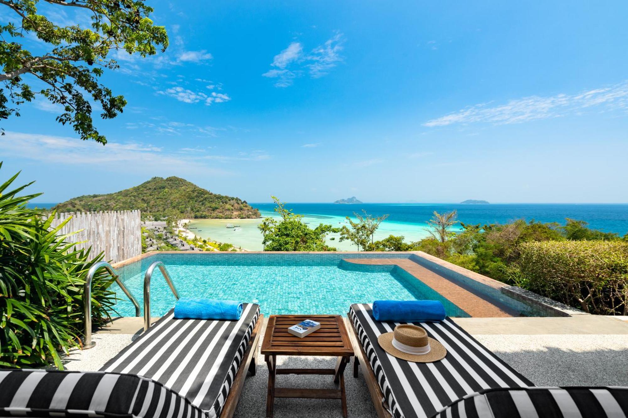 Saii Phi Phi Island Village Esterno foto View from the resort