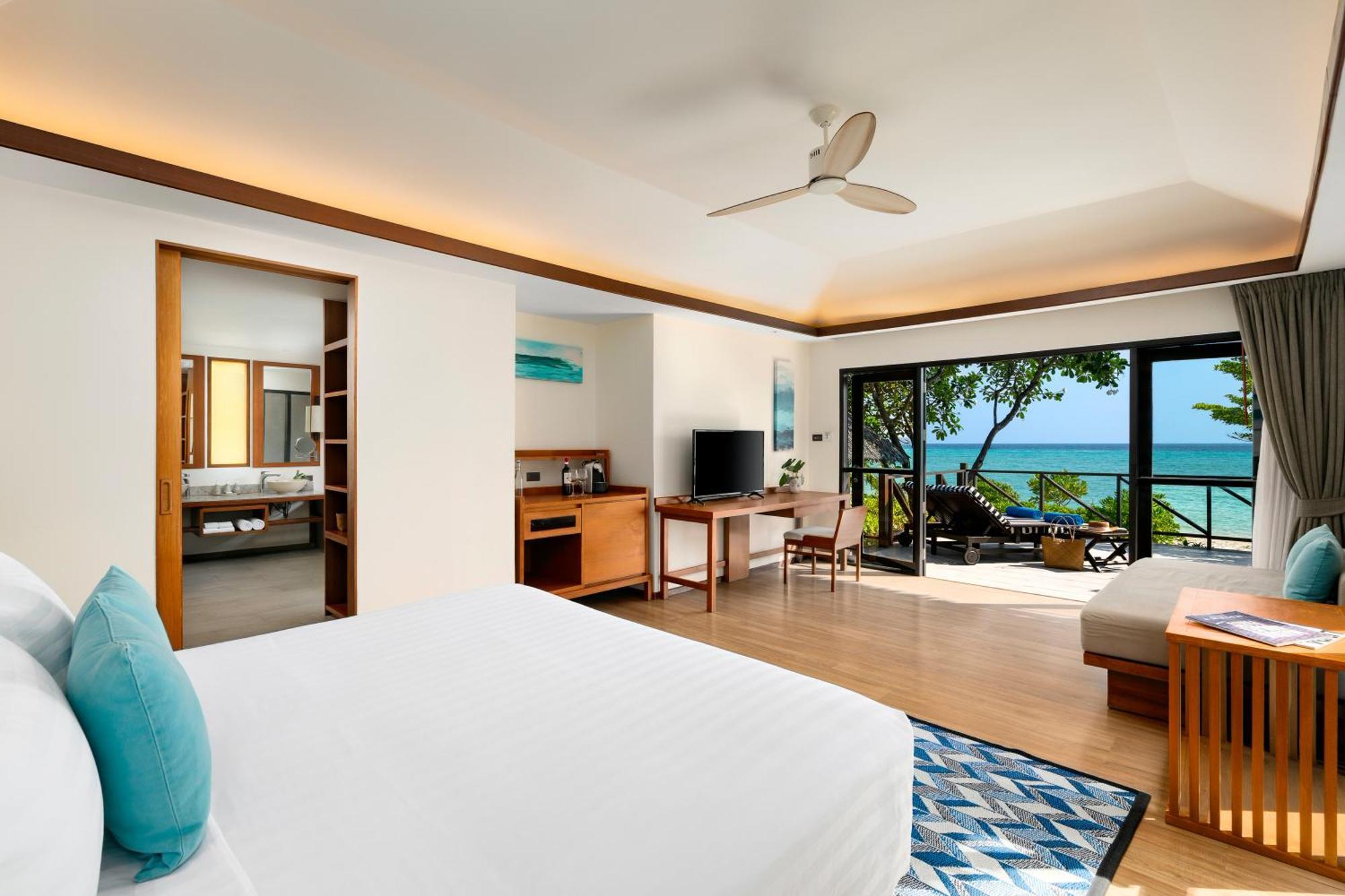 Saii Phi Phi Island Village Esterno foto Deluxe Beachfront